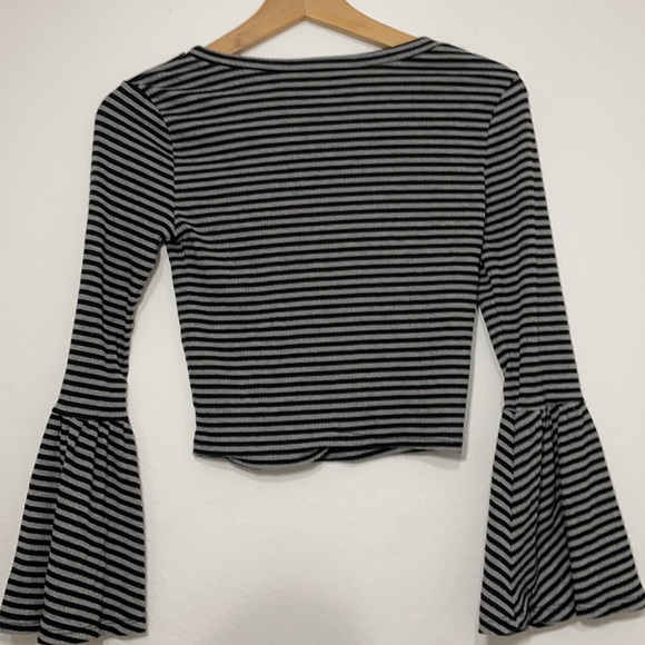 Long sleeve top - Picture 2 of 3